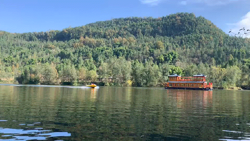 巴山秋池(图1)