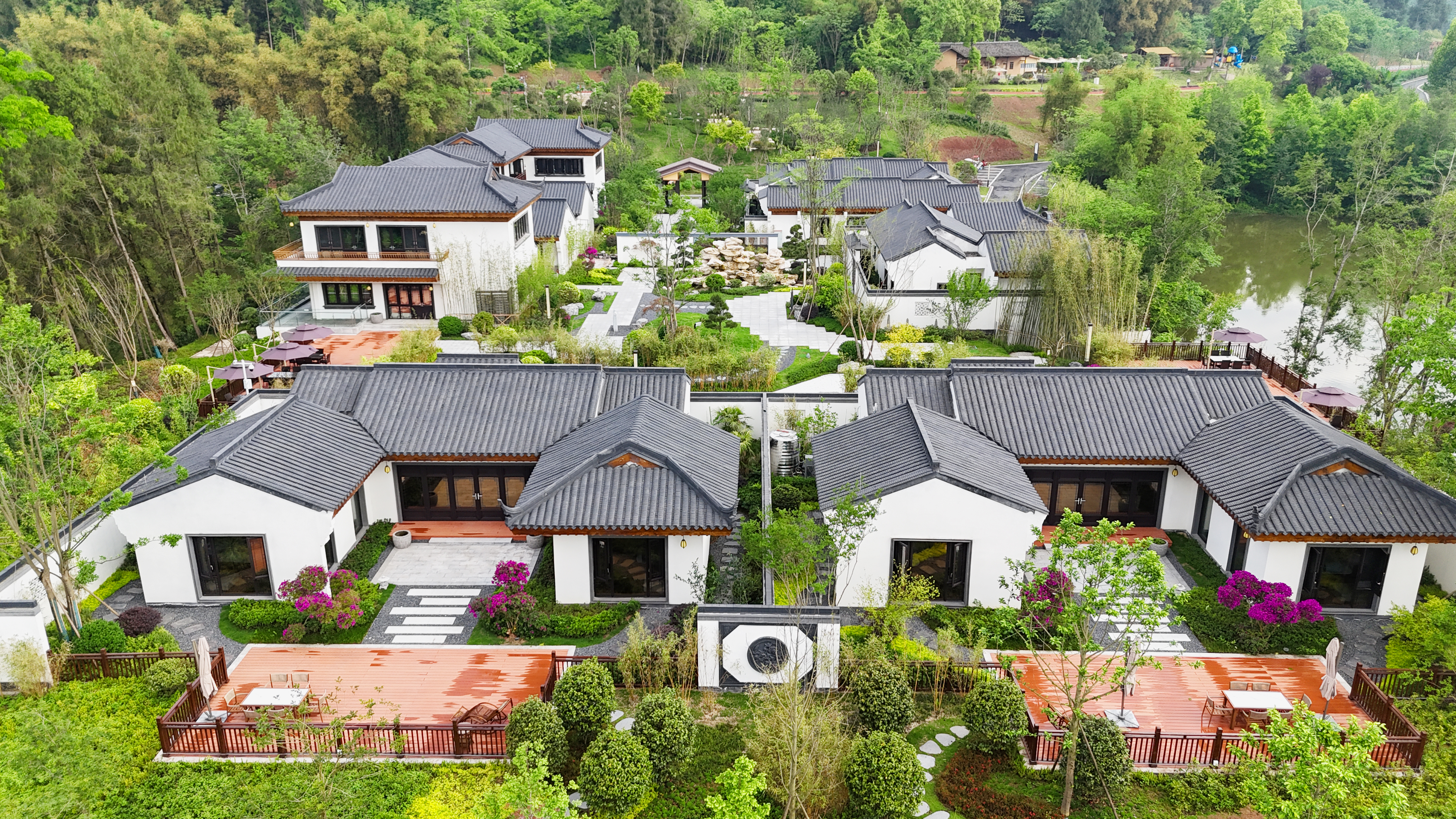 秋池书院酒店(图1)